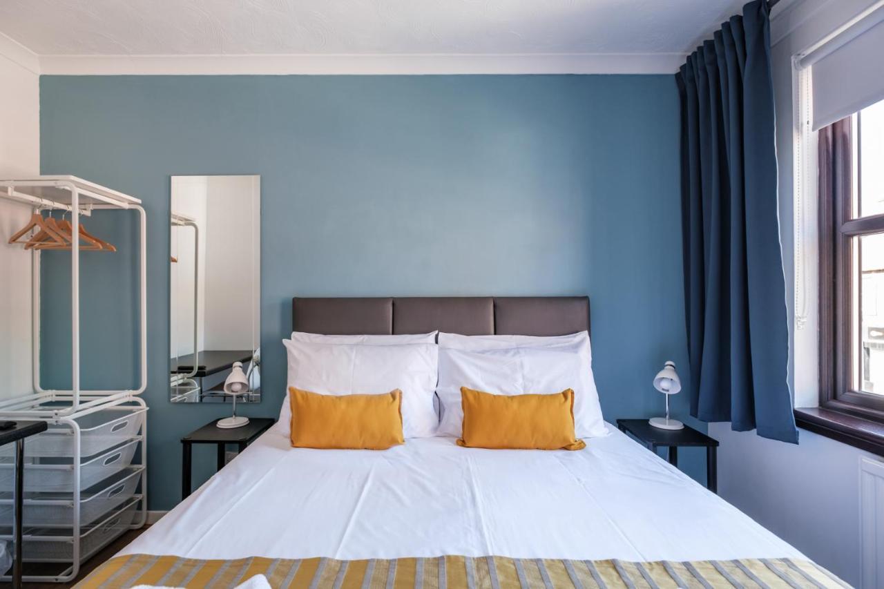 The Douglas - Spacious 2 Bed Apartment In Uddingston Eksteriør billede