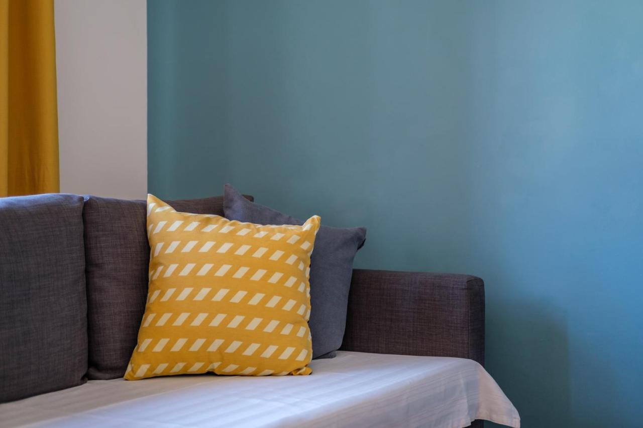 The Douglas - Spacious 2 Bed Apartment In Uddingston Eksteriør billede